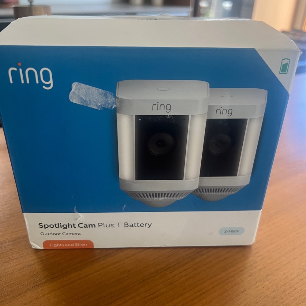 Ring Spotlight Cam Plus Plug-In